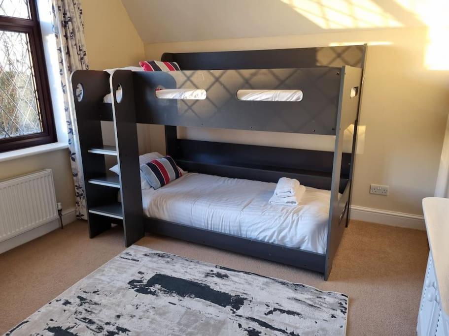 Spacious Detached Home With Beautiful Seaviews, Sleeps 6 Trimingham 外观 照片