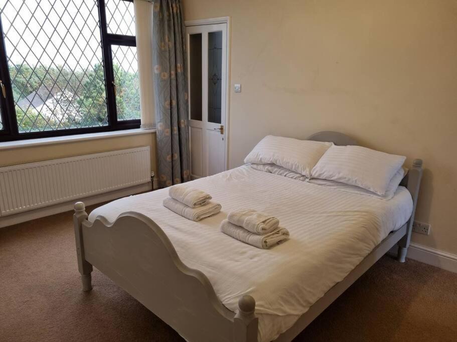 Spacious Detached Home With Beautiful Seaviews, Sleeps 6 Trimingham 外观 照片